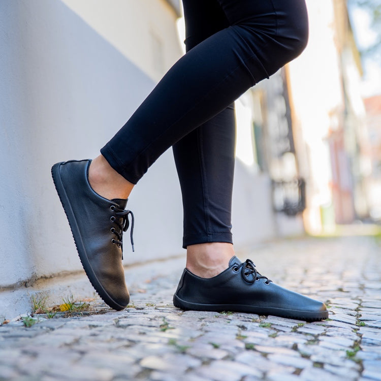 Ahinsa Ananda Barefoot Black